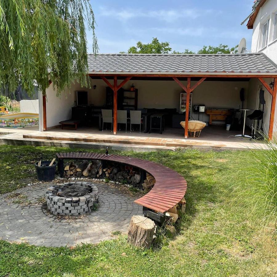 Ferienwohnung Battonya House Exterior foto