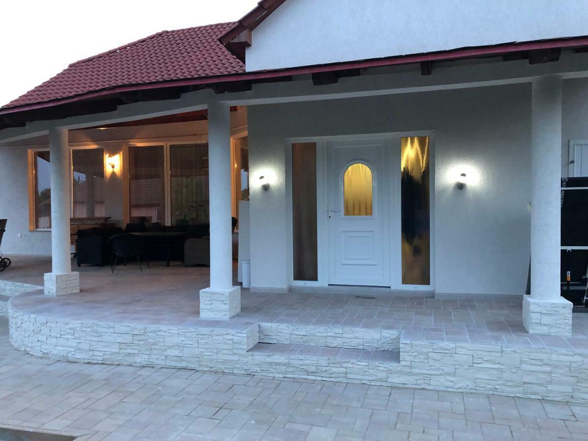 Ferienwohnung Battonya House Exterior foto